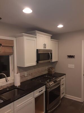 Cabinet Refinishing Services in Johns Creek, GA (4)