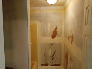 Wallpaper Removal & Interior Painting in Dunwoody, GA (3)