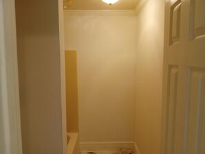 Wallpaper Removal & Interior Painting in Dunwoody, GA (5)