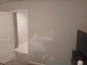 Before & After Drywall Repair & Interior Painting in Lawrenceville, GA (3)